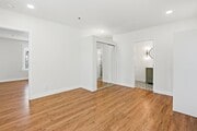 Photo - 312 Brookes Ave Unit 2
