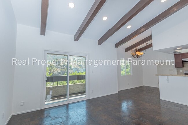 Photo - Don't miss out! 2 Bed 2 bath ready to go!