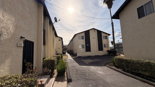 Photo - 331 S 49th St Unit 331