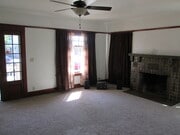 Photo - Large 4 Bedroom Craftsman Style Home in No...