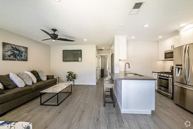 Building Photo - 48207 Garbo Dr Unit Indian Palms Country Rental