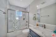 Photo - 5128 W 133rd St