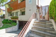 Photo - 604 N Kenwood St Apartment Unit 3