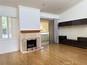 Photo - 5325 Newcastle Ave
