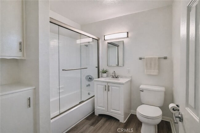 Photo - 1835 W Crestwood Ln Unit 1