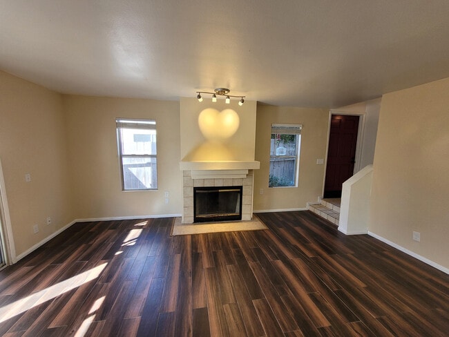 Photo - 433 E Ave Unit C