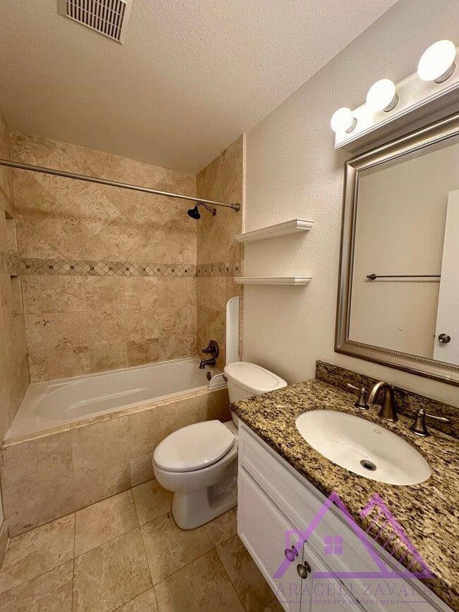 Photo - For rent I! Beautiful 2 Bed, 2 Bath Condo-Complex at La Costa