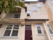 Photo - 1586 Sumac Pl