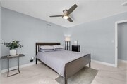 Photo - 401 N Sacramento St