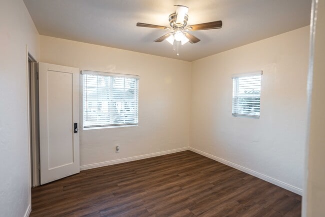 2bd 1ba bedroom - Rolando Place Apartments