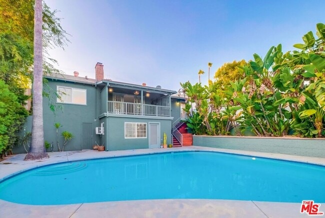Photo - 1328 Linda Rosa Ave