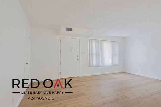 Photo - 8619 Belford Ave Unit 8