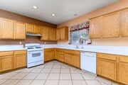 Photo - 3061 Clapper St
