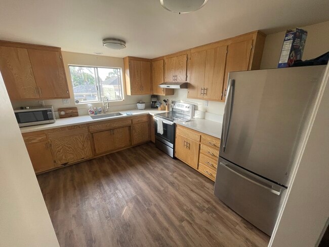 Kitchen - 1524 Garden St Unit 3