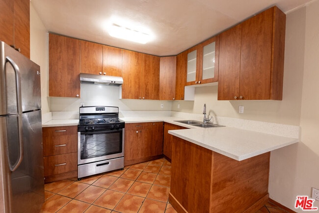 Photo - 947 Westmoreland Ave Unit 207