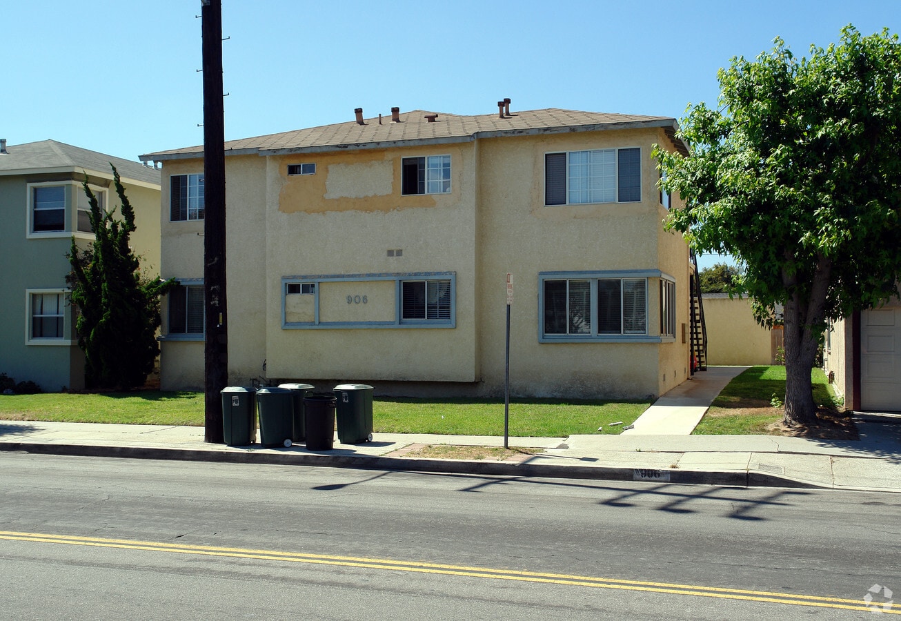 Photo - Imperial-906 Apartments