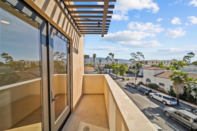 Photo - Alena on Haley