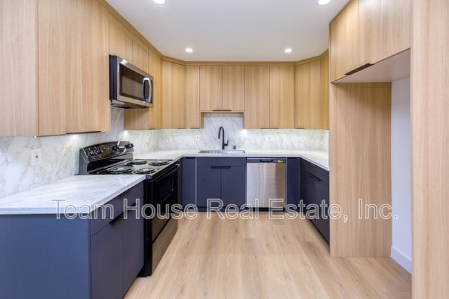 Photo - 7510 Etiwanda Ave