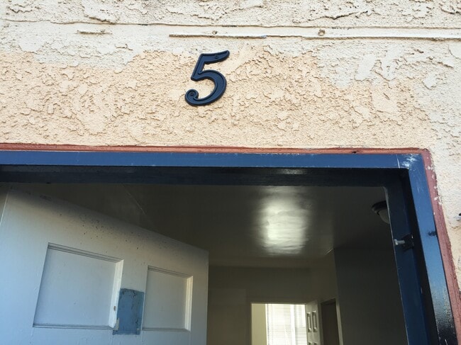 Photo - 7404 S Western Ave Apartments