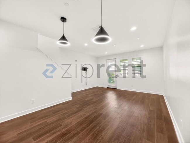 Photo - 156 Hass Ln