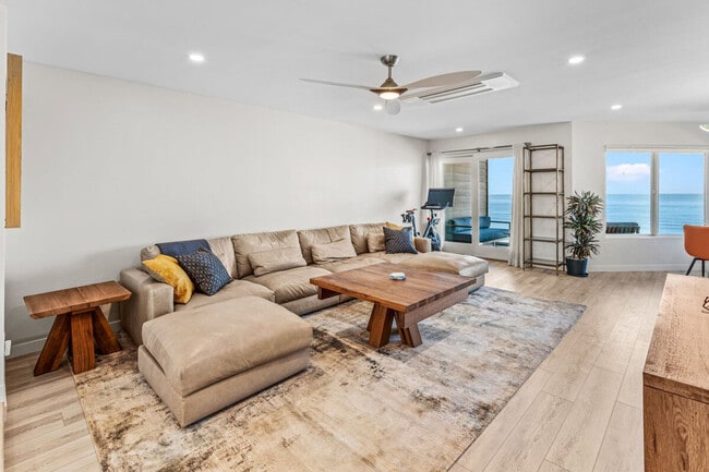 Photo - 233 S Helix Ave Unit SI ID1537427P