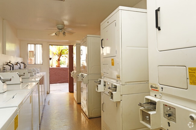 Laundry #1 - Terrace Pointe Apartments