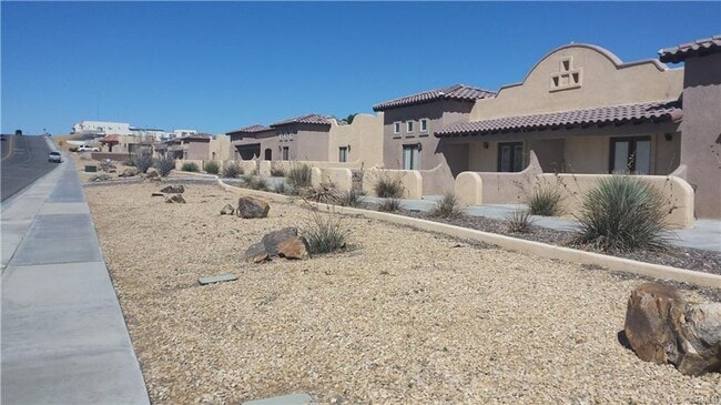 Building Photo - Condo Unit #22