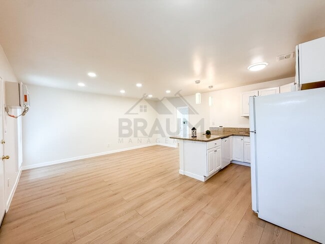 Photo - 5611 Fulcher Ave Unit 18
