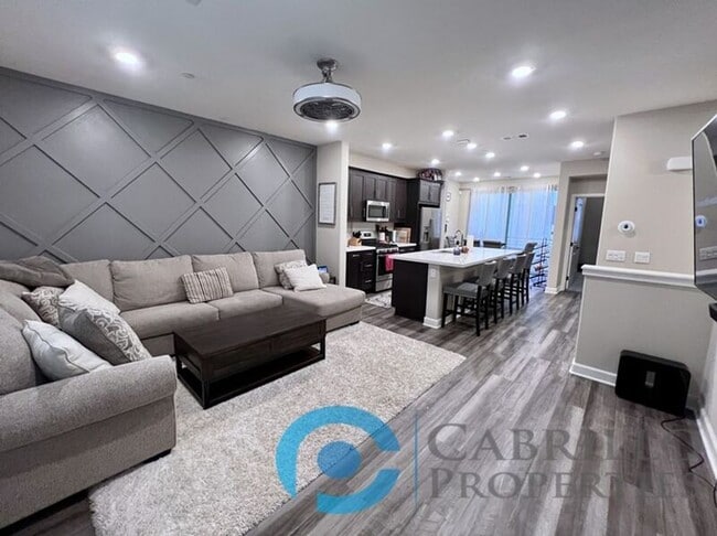 Photo - 1840 Mint Ter