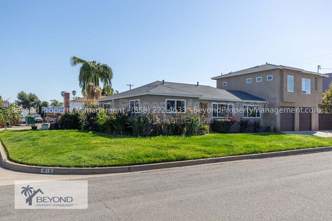 Photo - 815 Whaley St