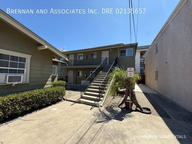 Building Photo - 4217 1/2 3rd Ave.-