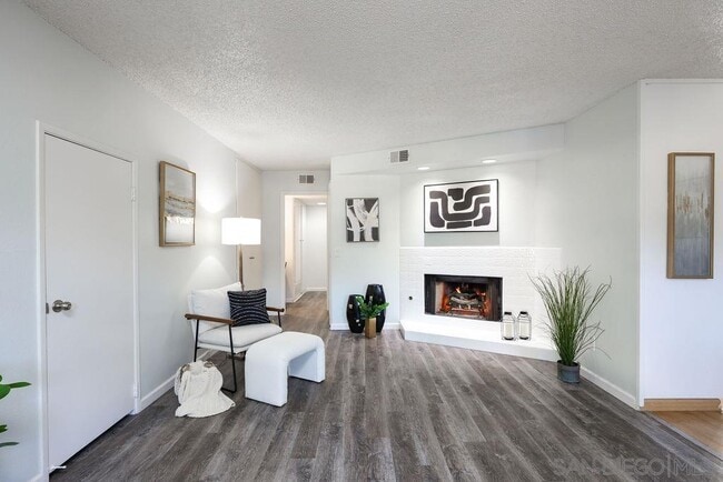 Building Photo - 3861 Basilone St Unit 1