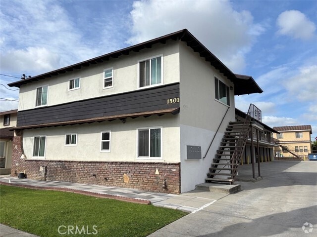 Building Photo - 1501 S 4th St Unit H Rental