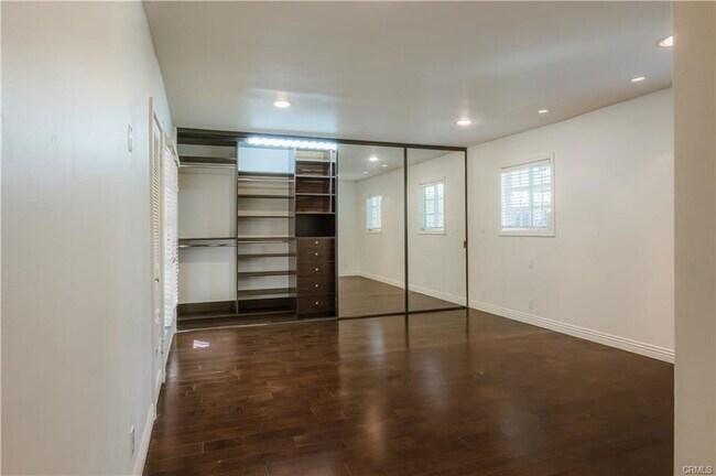 Photo - 19024 Miranda St