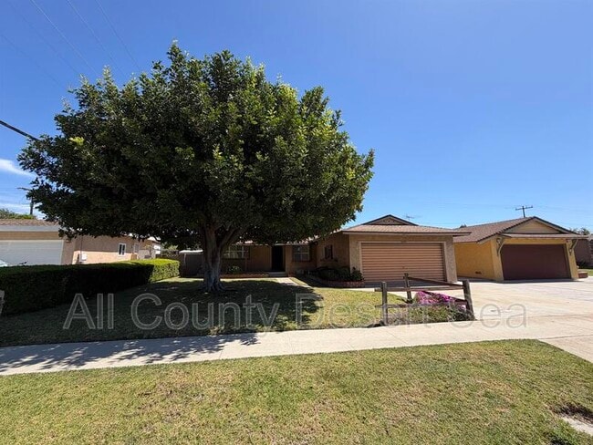 Building Photo - 10250 Masterson Rd