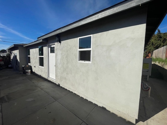 Building Photo - 2147 Calle Serena