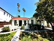 Photo - 614-614 N Poinsettia Pl