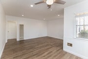 Photo - 740 Flower Ave Unit 742