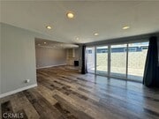 Photo - 1516 E Cyrene Dr House