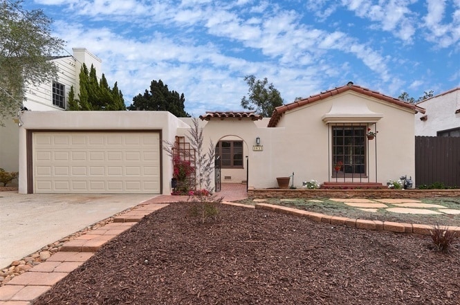3 Bedroom 2 Bath Single Story Home - 3 Bedroom 2 Bath Single Story Home