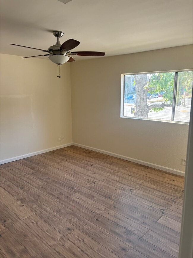 Photo - mp2386EDelMarBlvd Unit 111