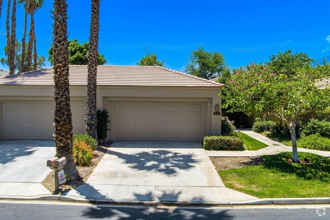 Building Photo - 80601 Oak-Tree Rental