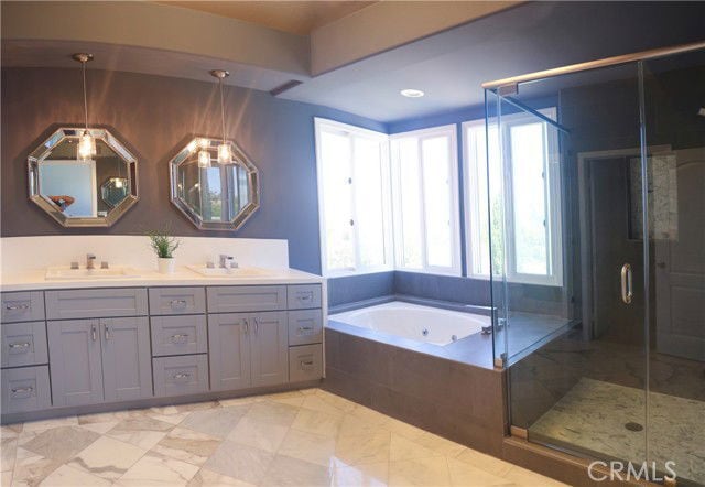 Photo - 24825 Alexandra Ct