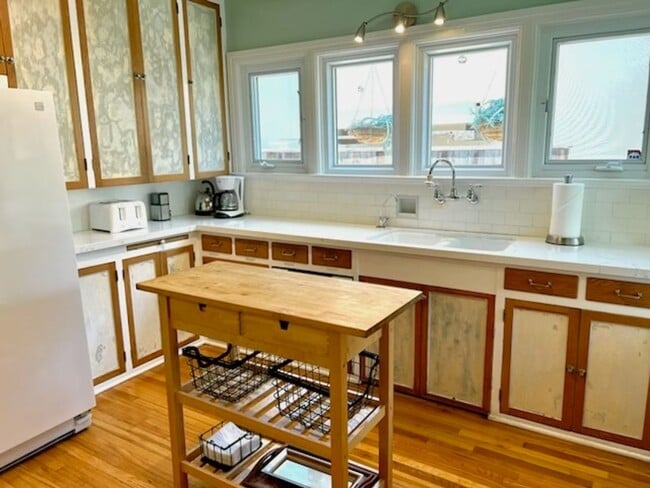 Photo - Fully Furnished Tranquil Downtown Home - Available Now!