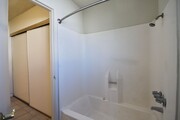 Photo - 4930 Whitsett Ave Apartment Unit 06