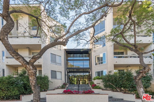 Building Photo - 8960 Cynthia St Unit CL3 Rental