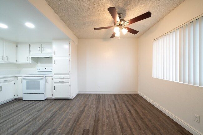 Photo - 1145 Meadow Lake Dr Unit 04