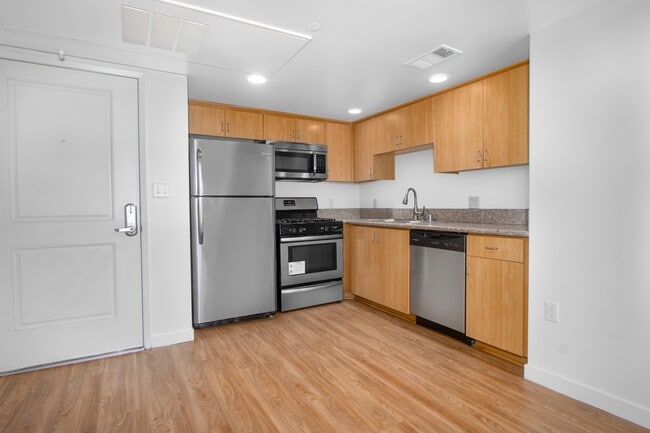 Photo - 13429 Vanowen St Unit 104