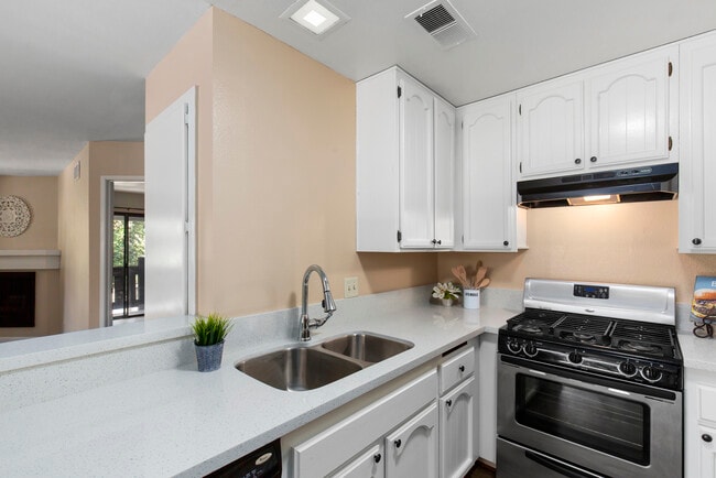 Photo - 19104 Alamo Ln Unit 172