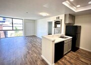 Photo - 850 State St Condo Unit 424